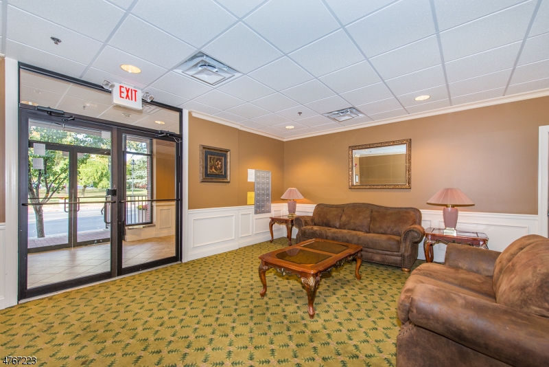 Springfield Commons - Residential Lease