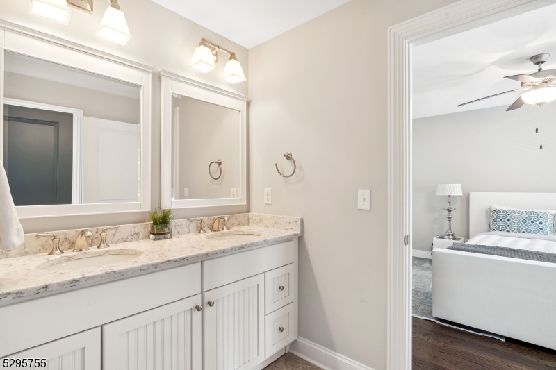 Stonehenge - Residential