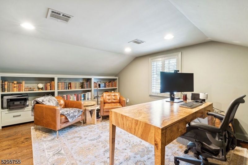 Stonehenge - Residential