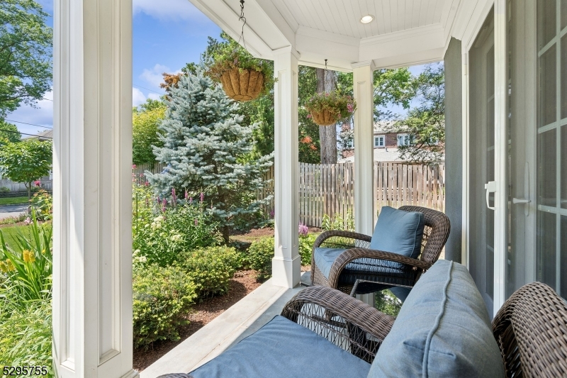 Stonehenge - Residential