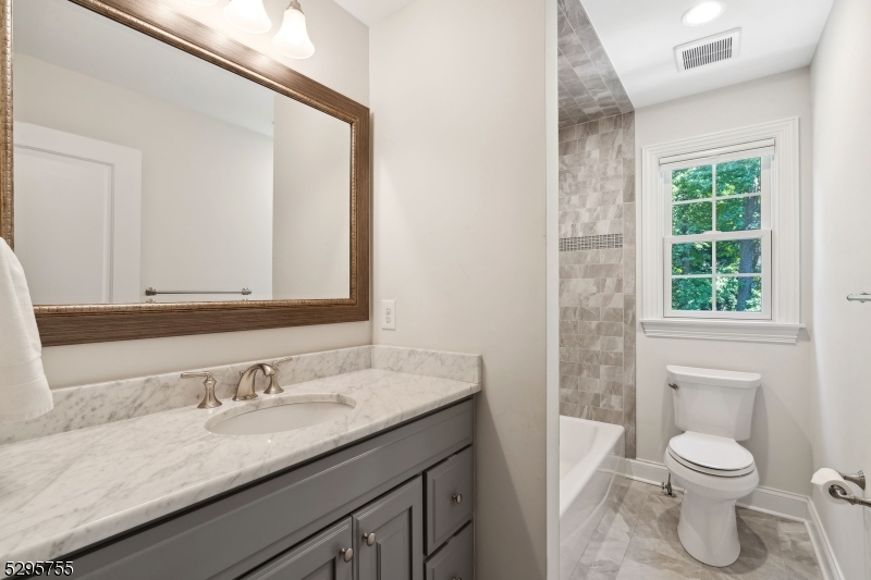 Stonehenge - Residential