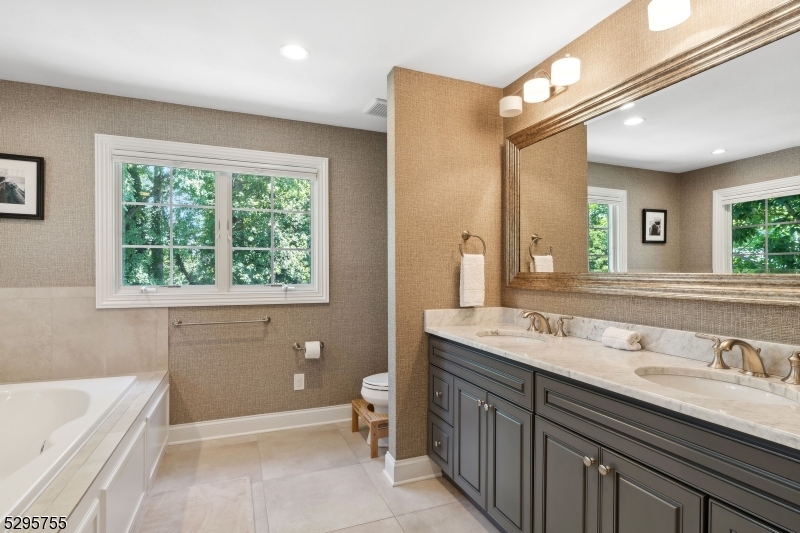 Stonehenge - Residential