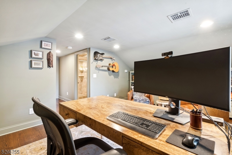 Stonehenge - Residential