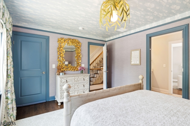 Stonehenge - Residential