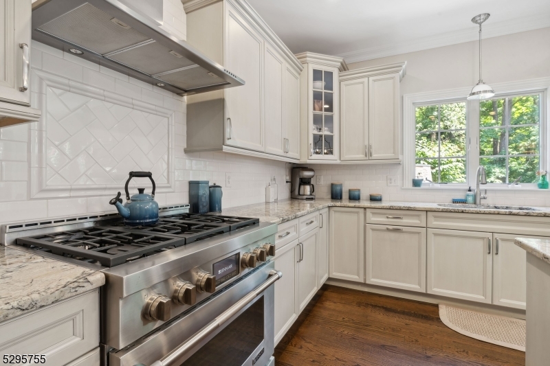 Stonehenge - Residential