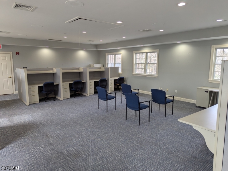 Hillsborough Twp., New Jersey 08844, United States, ,Commercial,Active,215496