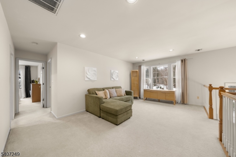 Roseland Green - Residential