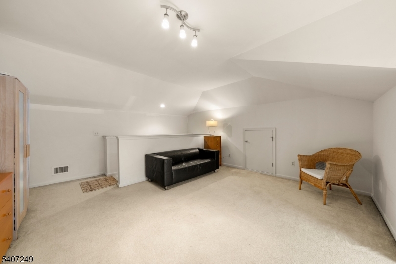 Roseland Green - Residential