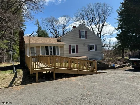 MLS: 3954460