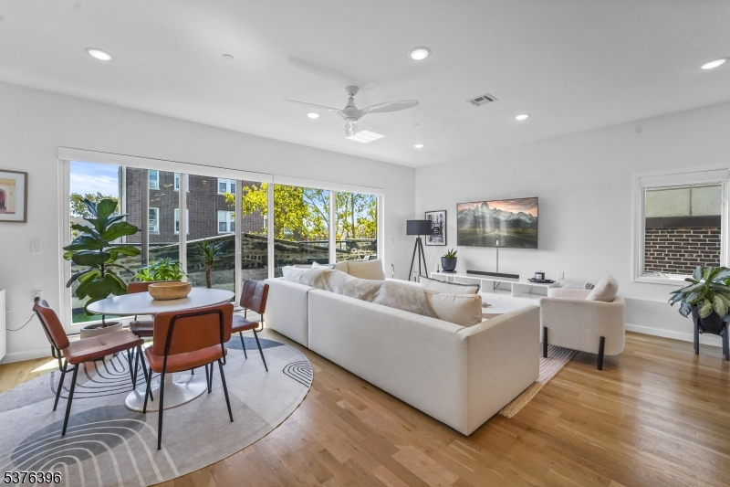 Journal Square - Residential