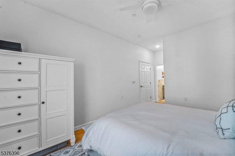 Journal Square - Residential