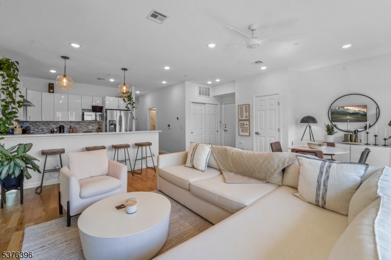 Journal Square - Residential