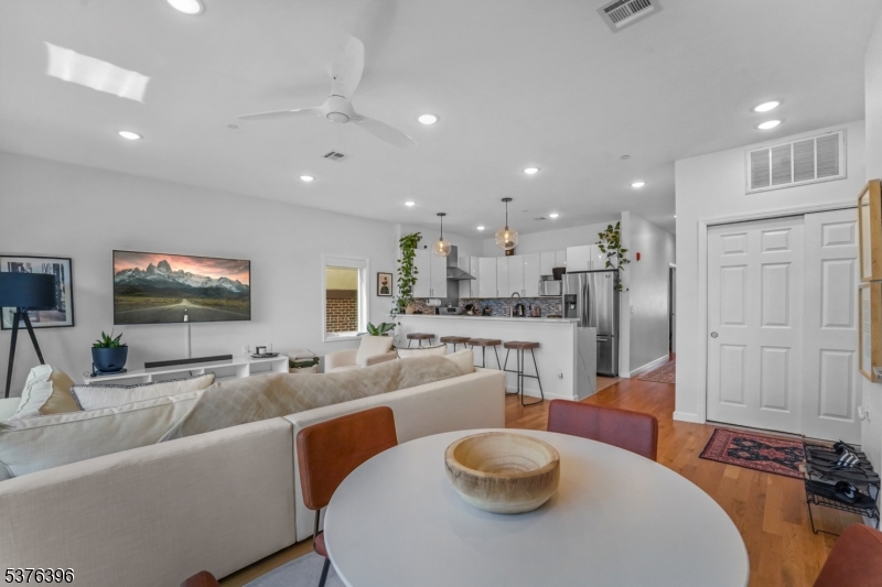 Journal Square - Residential