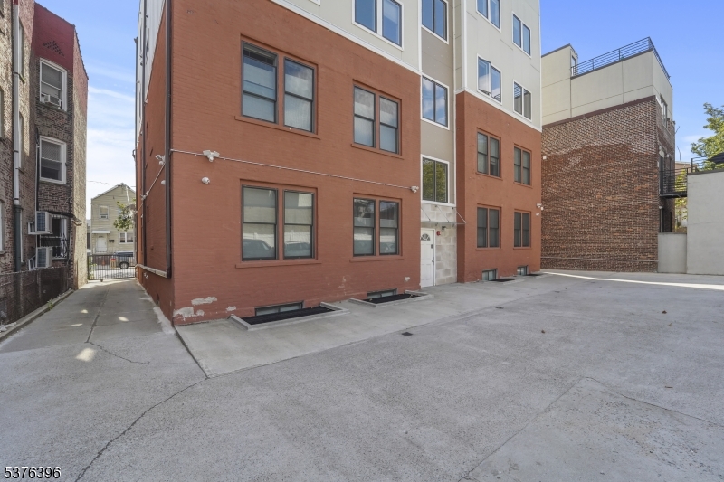 Journal Square - Residential