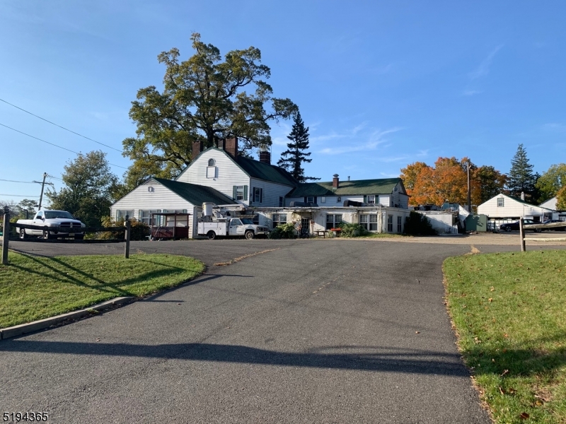 2 West Main Street,Route24