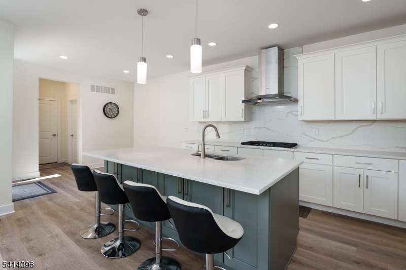 MONTGOMERY CROSSING - Residential Lease