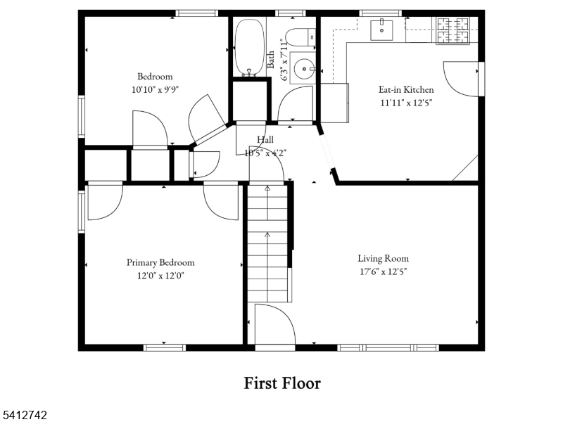 Main image without alt text