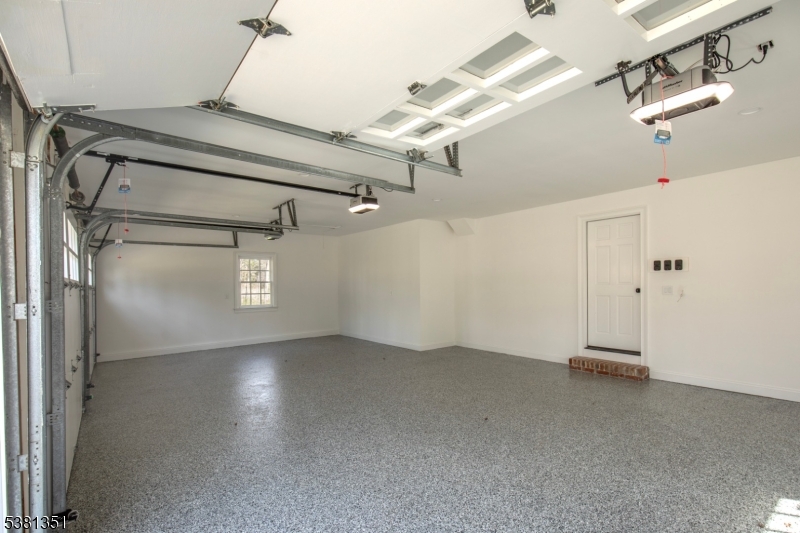 New Vernon - Residential