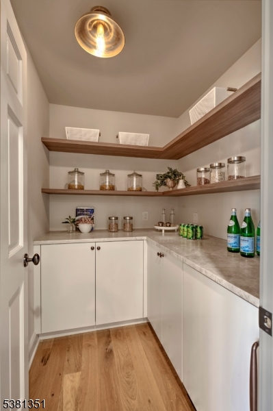 New Vernon - Residential