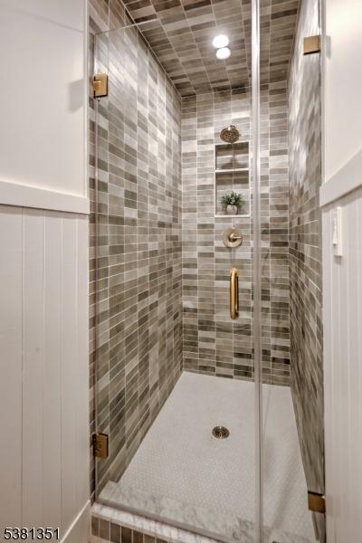 New Vernon - Residential