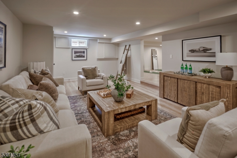 New Vernon - Residential