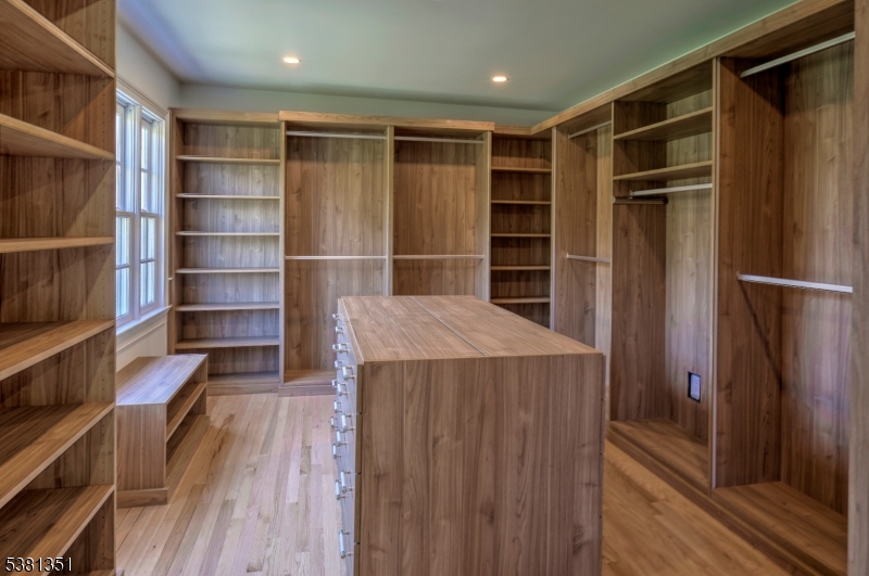 New Vernon - Residential