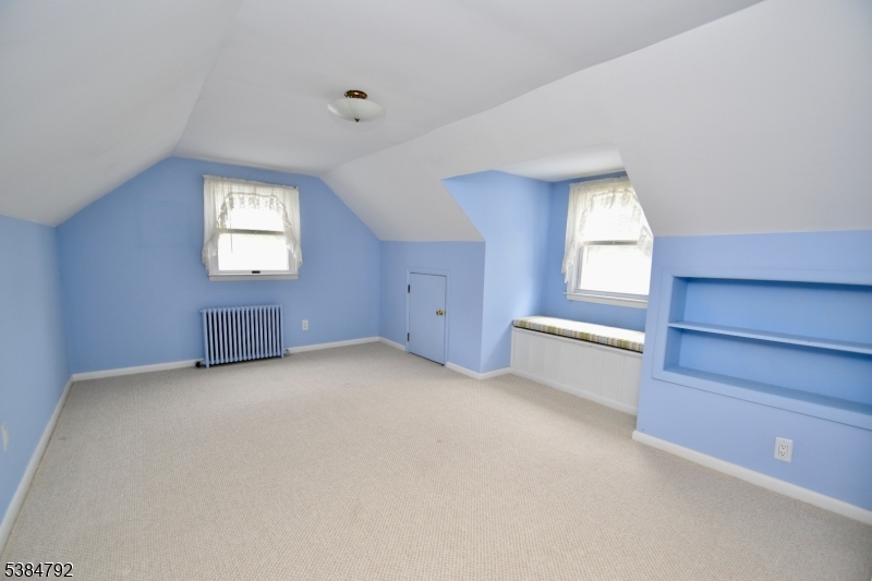 OAK RIDGE - Residential