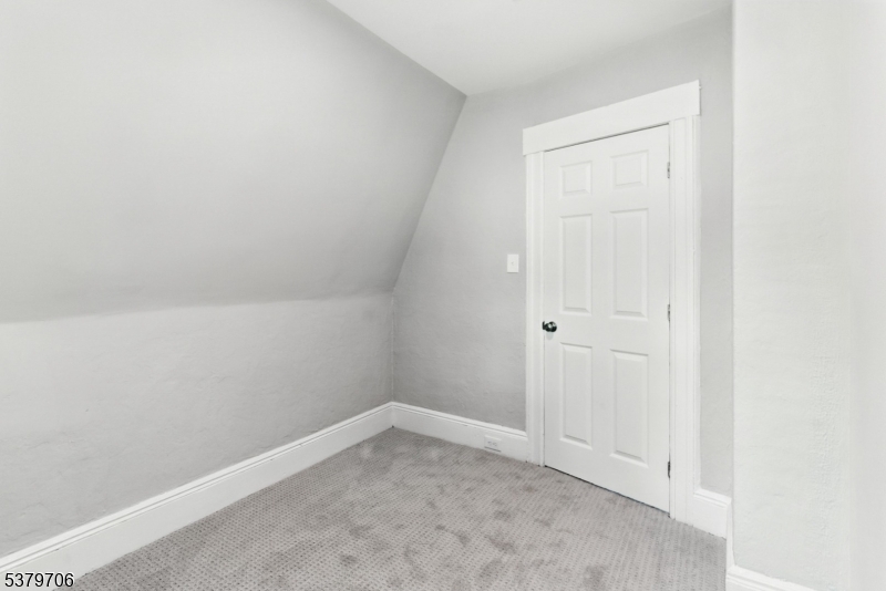 Gregory Avenue - Residential