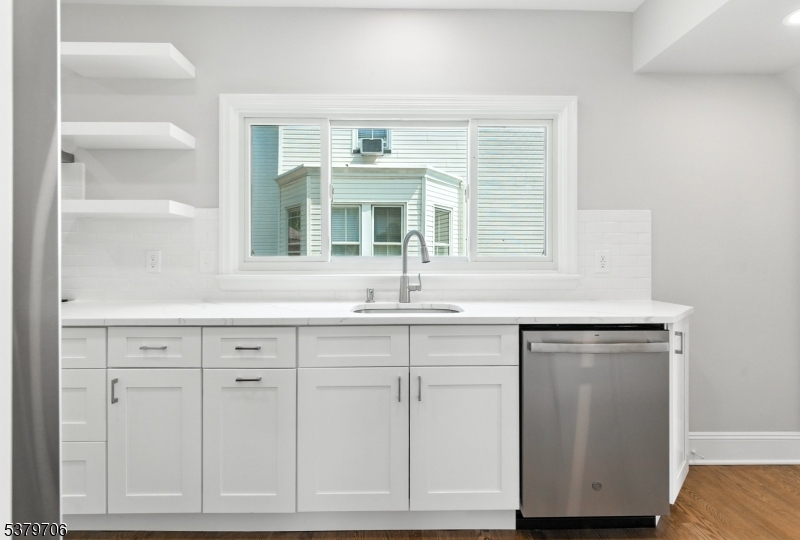 Gregory Avenue - Residential