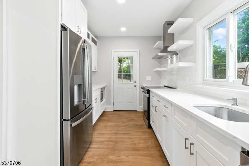 Gregory Avenue - Residential