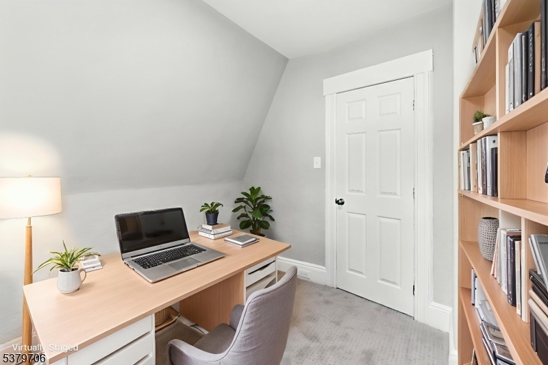 Gregory Avenue - Residential