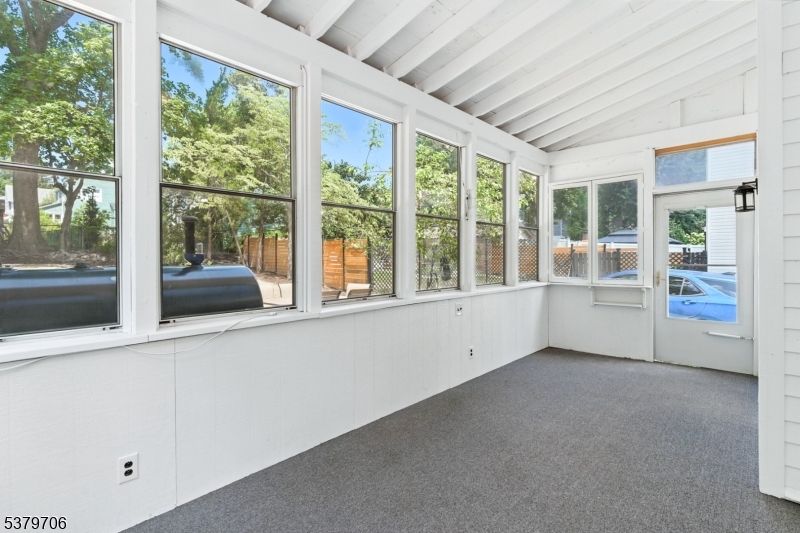 Gregory Avenue - Residential