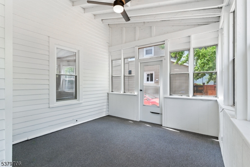 Gregory Avenue - Residential