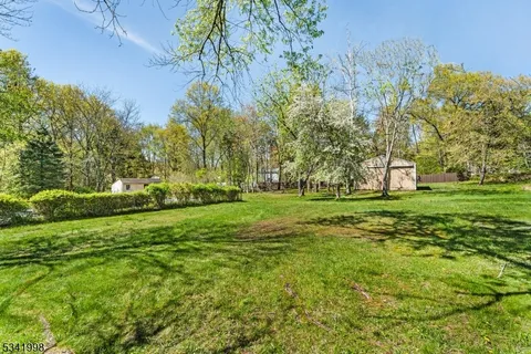 691 Country Club Rd, Bridgewater Twp., NJ 08807 - MLS#: 3959847