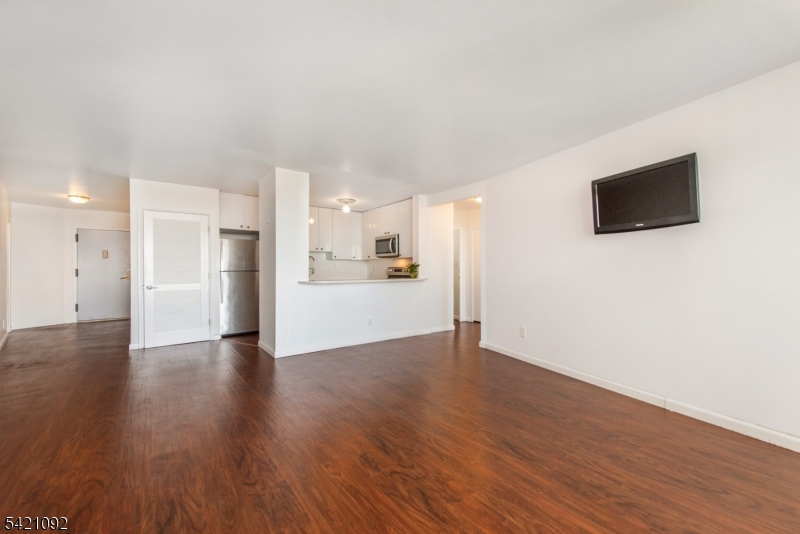 CLARIDGE 1 - Residential