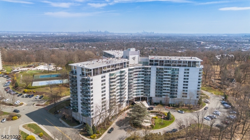 CLARIDGE 1 - Residential