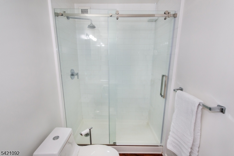 CLARIDGE 1 - Residential