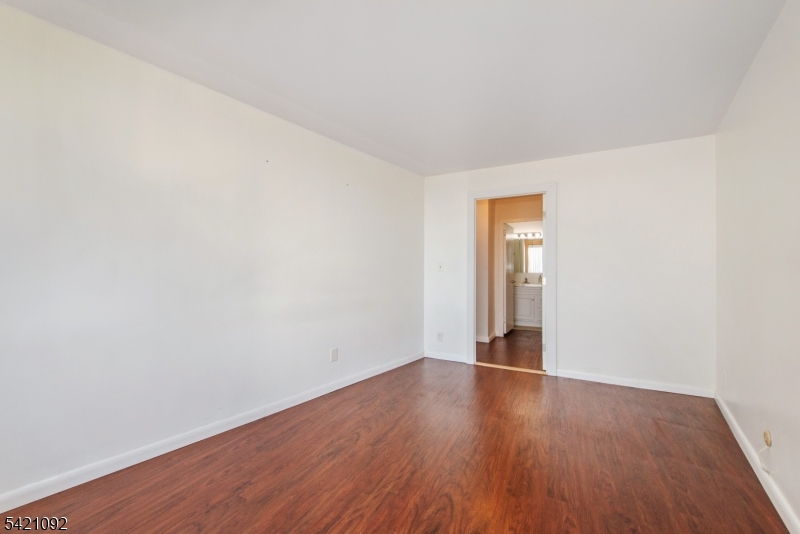 CLARIDGE 1 - Residential