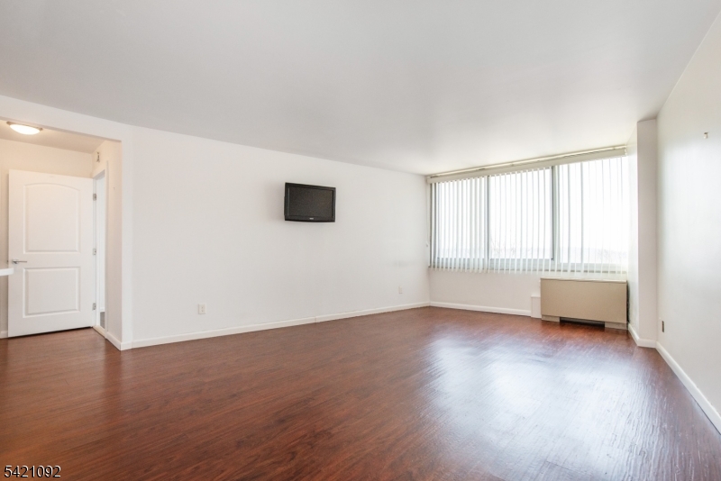 CLARIDGE 1 - Residential