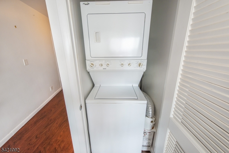 CLARIDGE 1 - Residential