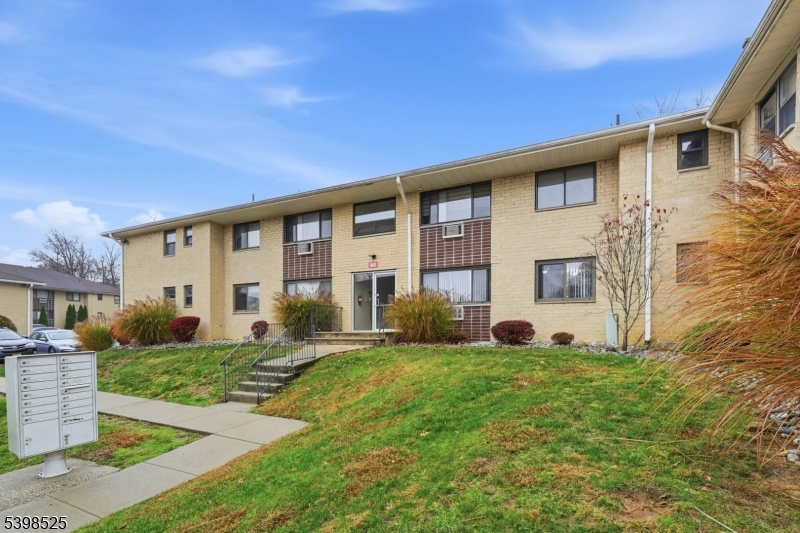 Regency Village Condos - Residential