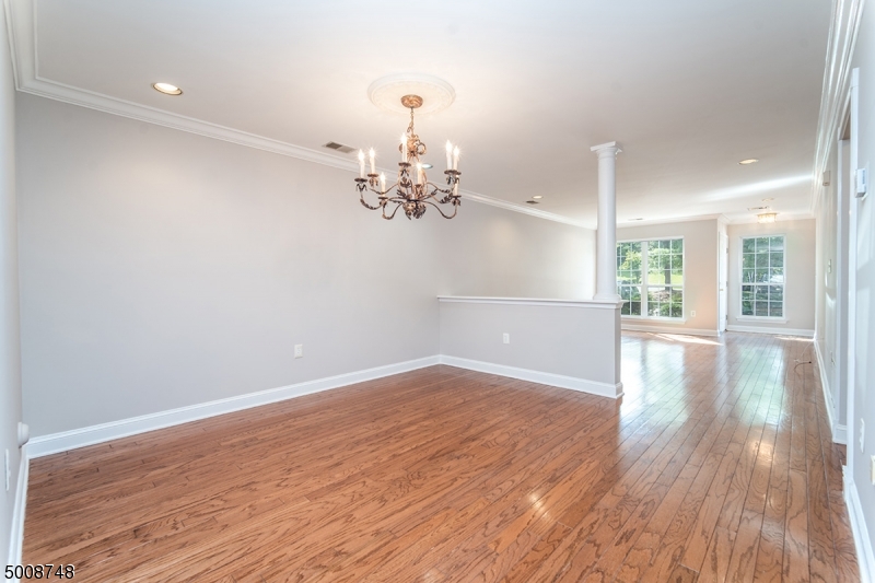 HAMILTON WOODS - THE HILLS - Residential