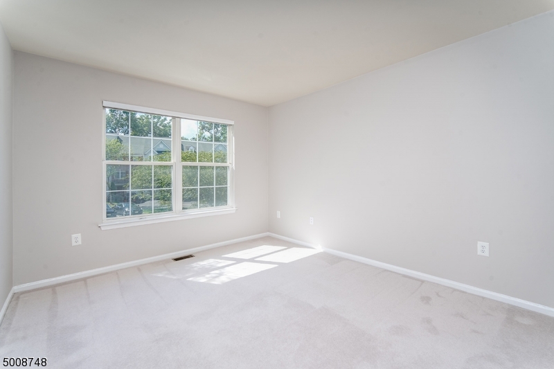 HAMILTON WOODS - THE HILLS - Residential