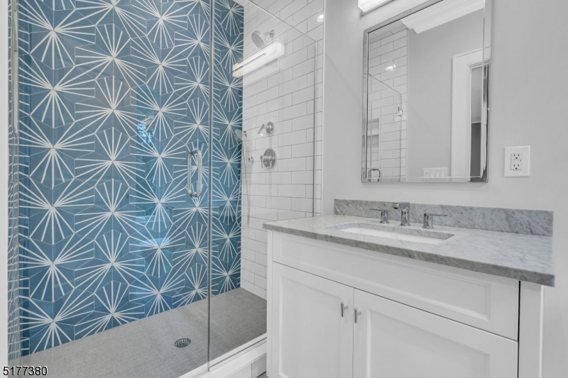 Linden Lane - Residential