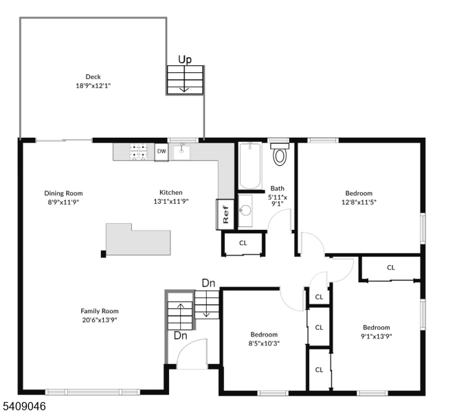 Main image without alt text