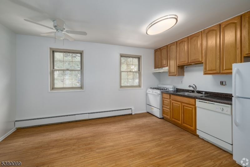 Madison Apartments - Residential Lease