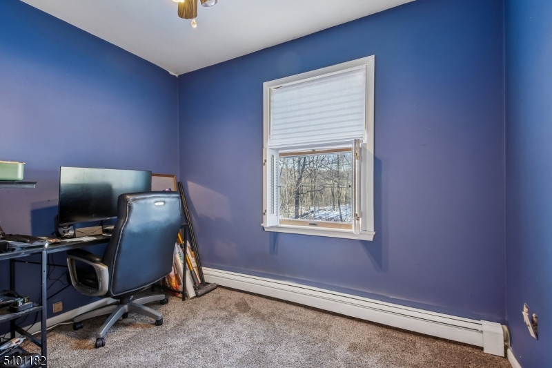 Barry Lakes - Residential