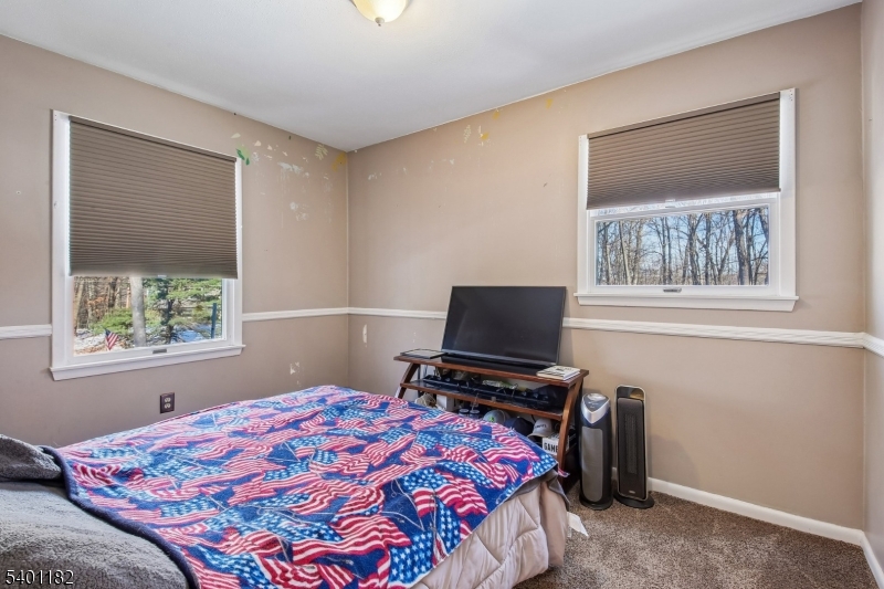 Barry Lakes - Residential