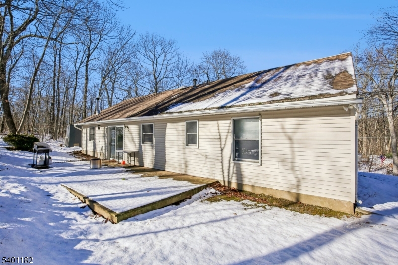 Barry Lakes - Residential