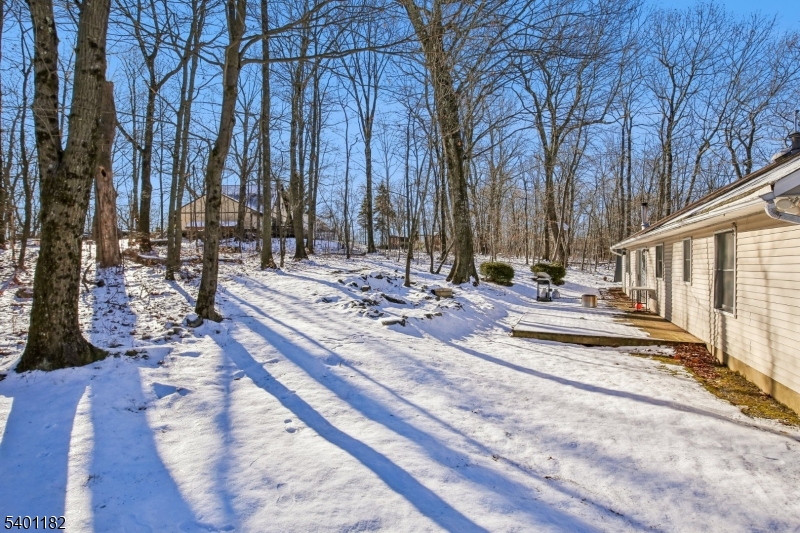 Barry Lakes - Residential